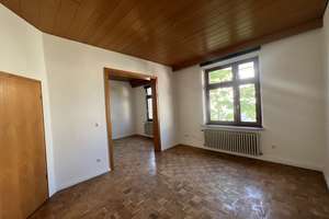 Großzügige 3,5-Raum Wohnung mit Einbauküche und Balkon in Duisburg-Dellviertel – Die vollständige Adresse der Immobilie erhältst du vom Anbieter., 47051 Dellviertel, Duisburg – Vorschaubild 2