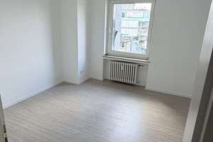 Helle 2-Zimmer-Wohnung mit Aufzug in bester Innenstadtlage – Die vollständige Adresse der Immobilie erhältst du vom Anbieter., 47798 Cracau, Krefeld – Vorschaubild 1