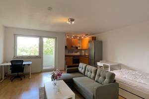 Sofort einziehen! Möbliertes Apartment mit neuem Bad, Fahrstuhl und Balkon in beliebter Lage – Die vollständige Adresse der Immobilie erhältst du vom Anbieter., 30449 Linden-Süd, Hannover – Vorschaubild 1