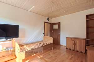 Einfamilienhaus mit ELW in sehr guter Lage mit 2 Garagen und 1 Carport – Die vollständige Adresse der Immobilie erhältst du vom Anbieter., 72766 Sondelfingen, Reutlingen – Vorschaubild 31
