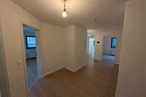 Erstbezug nach Renovierung: 4-Zimmer-Wohnung mit gehobener Ausstattung in Pforzheim-Eutingen – Pforzheim – Vorschaubild 3