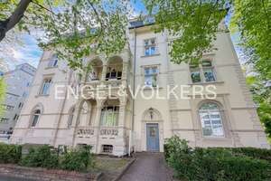Moderne Wohnung in exklusiver Altbauvilla mit zwei separaten Wohneinheiten und idyllischem Garten... – Die vollständige Adresse der Immobilie erhältst du vom Anbieter., 65189 Südost, Wiesbaden – Vorschaubild 22