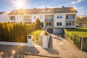 Reihenmittelhaus kernsaniert / bezugsfertig – Die vollständige Adresse der Immobilie erhältst du vom Anbieter., 86381 Krumbach (Schwaben) – Vorschaubild 1