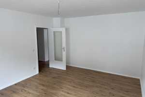 +++ Komplett renovierte 2-Zimmer Wohnung, Elberfelder City-Nähe +++ – Albrechtstraße 38, 42105 Wuppertal – Vorschaubild 1