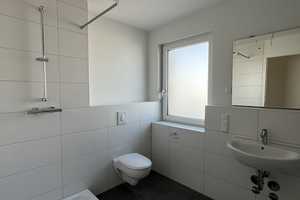 Moderne 3-Zimmer-Neubauwohnung mit Balkon und Aufzug in Wiesbaden – Am Hasenpfad 5, 65205 Wiesbaden – Vorschaubild 5