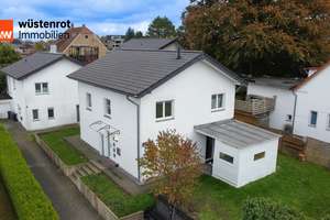 Modernes Einfamilienhaus in Bielefeld-Jöllenbeck – Baujahr 2012 – Die vollständige Adresse der Immobilie erhältst du vom Anbieter., 33739 Jöllenbeck, Bielefeld – Vorschaubild 1
