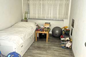 4-Zi. Wohnung in Kiel Ellerbek  Ruhige, zentrale Wohnlage mit guter Infratruktur. – Die vollständige Adresse der Immobilie erhältst du vom Anbieter., 24148 Ellerbek, Kiel – Vorschaubild 8