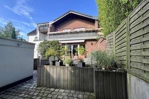 Hochwertiges und gemütliches Einfamilienreihenhaus mit Garage in Düsseldorf zu verkaufen – Rathelbeckstr. 285 a, 40627 Unterbach, Düsseldorf – Vorschaubild 2