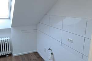 schöne renovierte Dachgeschosswohnung  – Borbecker Straße 195, 45355 Borbeck-Mitte, Essen – Vorschaubild 11