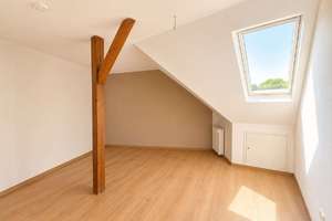 Wir sanieren für Sie! 4 Zimmer mit Balkon und großer Küche! – Straße der Nationen 93, 9113 Schloßchemnitz, Chemnitz – Vorschaubild 2