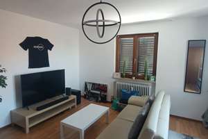 Helle 1,5-Zimmer-Wohnung mit Balkon in Rommelsbach 