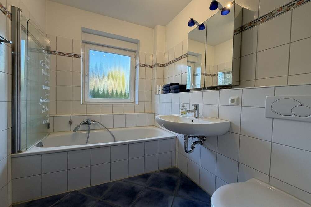 Immobilie in Appen - Attraktives und modernes 5-Zimmer Einfamilienhaus in Appen-Etz mit Pool und Doppelcarport - Bild 5