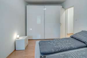 Um´s Eck vom Hirschgarten – Wotanstraße 40, 80639 Nymphenburg, München – Vorschaubild 7