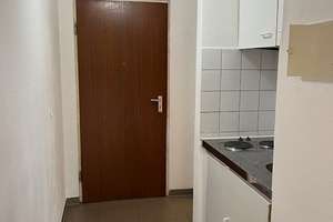 Freies 1-Zi.-Balkon-Apartment, ruhig, hell, grün !! – Die vollständige Adresse der Immobilie erhältst du vom Anbieter., 93053 Kasernenviertel, Regensburg – Vorschaubild 2