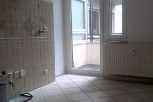KR, Nähe Ostwall: geräumige 3-Zimmerwohnung, 1.OG, 4 kleine Balkone ! – Die vollständige Adresse der Immobilie erhältst du vom Anbieter., 47799 Cracau, Krefeld – Vorschaubild 9