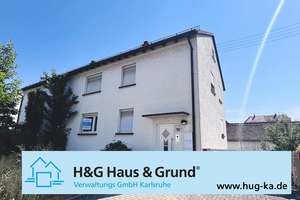 KA-Durlach! Gepflegtes Zweifamilienhaus mit Garten und Einzelgarage - EG Frei!