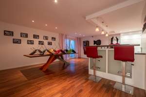 Aussergewöhnliche Bauhausvilla mit Außenpool und Basketballplatz nahe Düsseldorf mit 400 qm Fläche – Die vollständige Adresse der Immobilie erhältst du vom Anbieter., 47803 Inrath/Kliedbruch, Krefeld – Vorschaubild 10