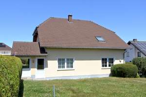 Qualität und Wohnkomfort – Wohnhaus mit 2 Einheiten und grünem Refugium! – Fichtenstraße 11, 55624 Rhaunen – Vorschaubild 14