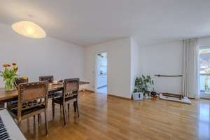 Traumhafte 3-Zimmer-Wohnung – Die vollständige Adresse der Immobilie erhältst du vom Anbieter., 81377 Am Waldfriedhof, München – Vorschaubild 2