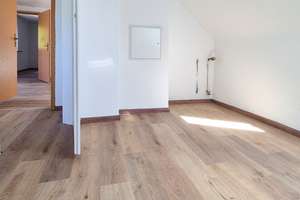 Exklusiv & Kernsaniert | 5 ZKB | 90 qm | GästeWC | Garten | Terrasse | Großer Keller | Garage auf W. – Die vollständige Adresse der Immobilie erhältst du vom Anbieter., 66903 Altenkirchen – Vorschaubild 17