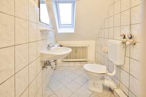 Frisch renoviert! 2 Zimmer im Dachgeschoss m. Küche LI – Die vollständige Adresse der Immobilie erhältst du vom Anbieter., 27576 Lehe, Bremerhaven – Vorschaubild 7