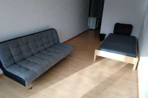 Schöne, teilmöblierte Studentenwohnung mit Pantryküche – Friedenstraße 12b, 93053 Regensburg – Vorschaubild 1