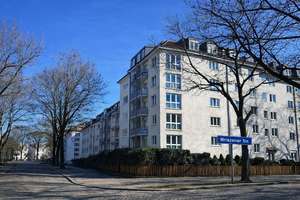 Smart investieren in Berlin: Stilvolle 2-Zimmer-Wohnung mit Balkon & stabilem Mietverhältnis – Die vollständige Adresse der Immobilie erhältst du vom Anbieter., 13055 Alt-Hohenschönhausen, Berlin – Vorschaubild 9
