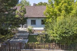 Charmantes Zuhause im Grünen – Einfamilienhaus mit attraktivem Erbpachtzins