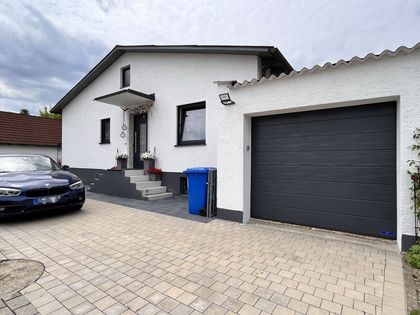 Haus kaufen in Waldkraiburg - ImmoScout24