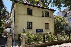GROSSZÜGIGES 2–3 FAMILIENHAUS MIT MAISONETTE-WOHNUNG IN HEILBRONN-SONTHEIM