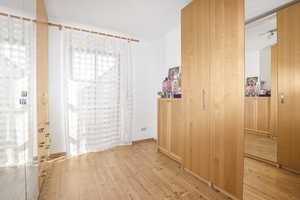 * Familien aufgepasst! * Geräumiges Reihenhaus 
153m² WFL, 6 Zimmern, 2 Bädern, Garage in guter Lag – Augsburg (Kreis) – Vorschaubild 8