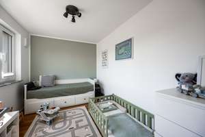 Lichtdurchflutete 4-Zimmer-Maisonette-Wohnung mit großer Dachterrasse in Köln-Niehl – 50735 Niehl, Köln – Vorschaubild 2