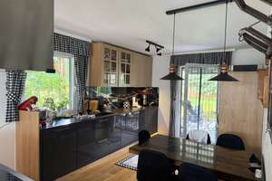 Traumhaus mit großem Garten, Garage und Terasse – Wünostraße 31, 65232 Taunusstein – Vorschaubild 3