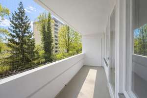ILIEV IMMOBILIEN: Bezugsfreie 2-Zimmer-Wohnung mit zwei Südbalkonen und Aufzug in Milbertshofen – Die vollständige Adresse der Immobilie erhältst du vom Anbieter., 80937 Am Hart, München – Vorschaubild 7