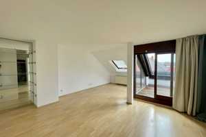 Gemütliche Dachwohnung mit Terrasse  in MA-Feudenheim zu vermieten – Mannheim – Vorschaubild 3