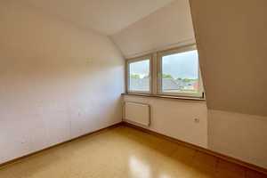 * Vielfältige Nutzungsmöglichkeiten * gute Sichtbarkeit * Parkflächen vor dem Objekt * Garage * – Aurich (Kreis) – Vorschaubild 20