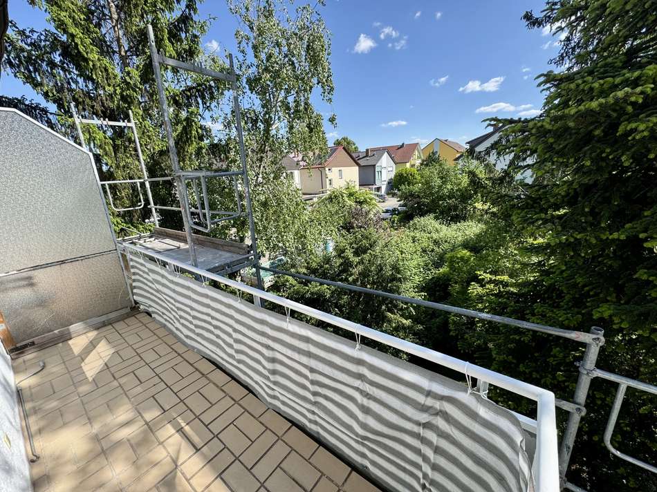 Süd-Balkon + Ausblick