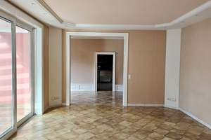 Familienanwesen mit Einliegerwohnung, Parkgrundstück & vielfältigen Nutzungsmöglichkeiten – Die vollständige Adresse der Immobilie erhältst du vom Anbieter., 65205 Delkenheim, Wiesbaden – Vorschaubild 5