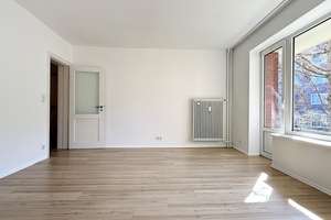 2-Zimmer-Wohnung mit sonnigem Südwest-Balkon in Eimsbüttel – Die vollständige Adresse der Immobilie erhältst du vom Anbieter., 20255 Eimsbüttel (Ortsteil), Hamburg – Vorschaubild 3