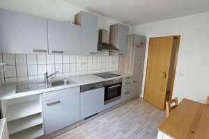 schöne, gemütliche und teilmöblierte Wohnung mit Balkon in zentraler Lage von Siegen – Friedrich-Wilhelm-Straße 90, 57074 Siegen, Siegen – Vorschaubild 8