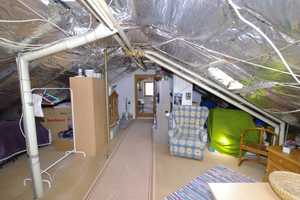 Zentral | Modern | Geräumig 

Charmantes Zweifamilienhaus mit Traumgarten – Regensburg (Kreis) – Vorschaubild 35