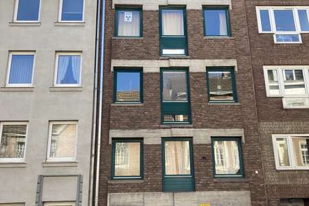 *** charmante 2-Zimmer-Wohnung - mit Balkon - in guter Lage im Pontviertel ***