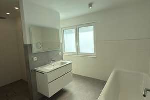 Modernes 4-Zimmer-Haus mit Doppeltgarage in Wassertrüdingen – Blumenstraße 2a, 91717 Wassertrüdingen – Vorschaubild 4