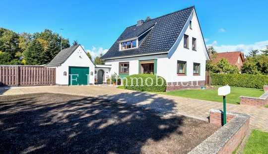 Bild von *** Wohnen mit Herz – gemütliches Zuhause mit parkähnlichem Garten ***