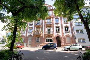 2 ZKB Lindenhof Stilaltbau 92² Nähe Waldpark  Balkon 850,- +NK