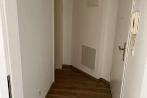 Sonnige 1-Zimmer-Wohnung in Diedorf mit Balkon und Einbauküche - perfekt für Singles oder Büro – Die vollständige Adresse der Immobilie erhältst du vom Anbieter., 86154 Diedorf – Vorschaubild 13