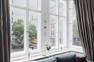 Elegantes Altbau-Juwel nahe der Fischerinsel mit Lift-Landing und zwei Balkonen – Die vollständige Adresse der Immobilie erhältst du vom Anbieter., 10179 Mitte (Ortsteil), Berlin – Vorschaubild 3