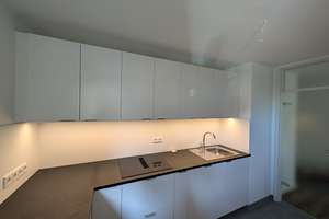 Erstbezug nach Sanierung: 2 Zimmer mit Balkon und TG-Stellplatz, 3 Minuten zum Dom – 50667 Altstadt/Nord, Köln – Vorschaubild 10