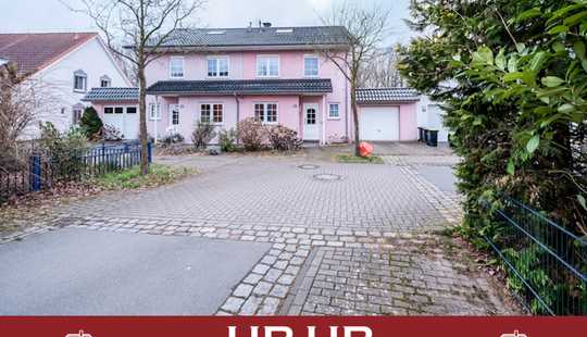 Bild von Zwei Häuser auf einem wunderschönen Grundstück in Habenhausen. *RARITÄT auf dem Immobilienmarkt!
