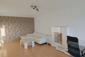 Attraktive Kapitalanlage in Mainz: 85 m² TG-Stellplatz Hallenbad Sofortige Mieteinnahmen€13.440/Jahr – Südring 98, 55128 Bretzenheim, Mainz – Vorschaubild 2